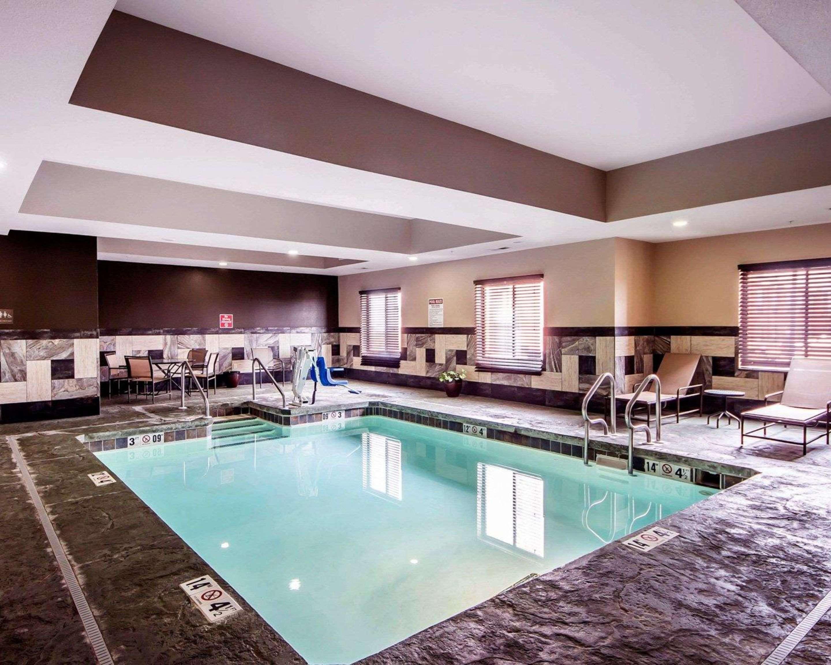 Comfort Inn & Suites Alva Eksteriør bilde
